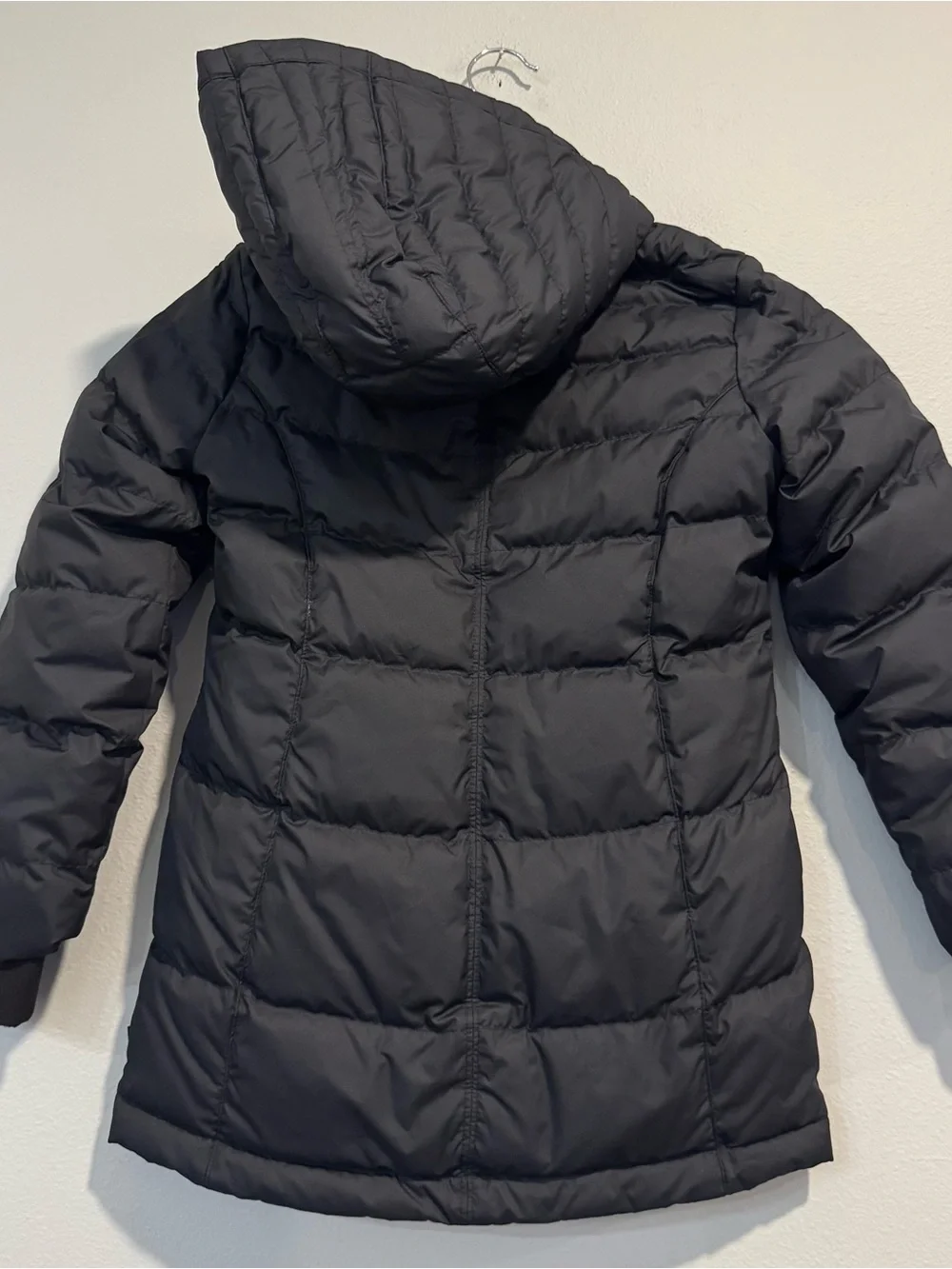 Athleta Girl Snow Day Down Puffer Jacket with Hood NEW XS/6